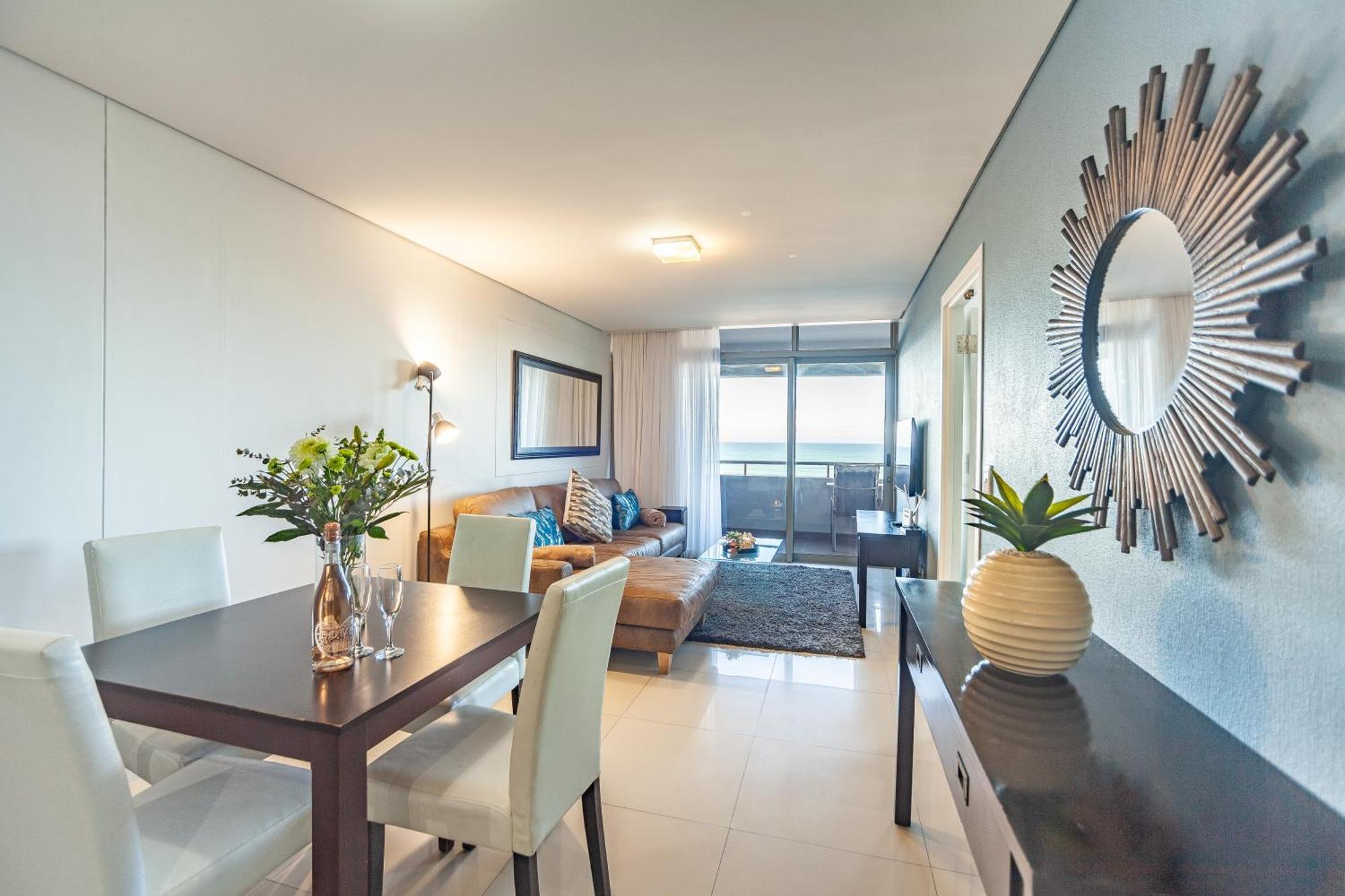 Modern Beachfront With Ocean Views - Infinity G9, Blouberg, Cape Town Bloubergstrand Exterior photo